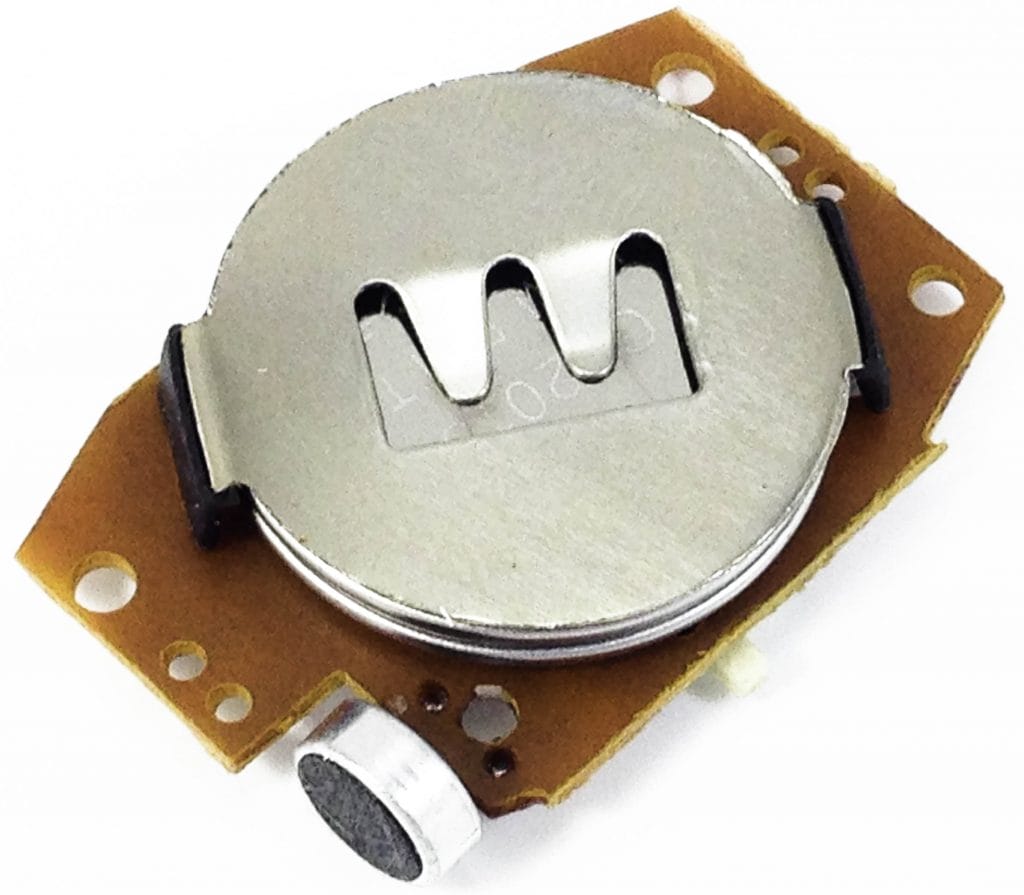 Image of the battery and circuit board.