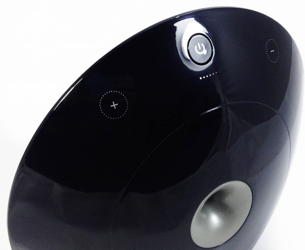 Image shows the user control buttons of the Betron XR77 Bluetooth Speaker.