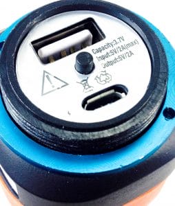 Huyozoy Rechargeable Waterproof Lamp