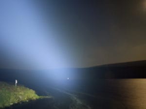 The EC4GTS lighting up a close area while simultaneously demonstrating its throw capabilities