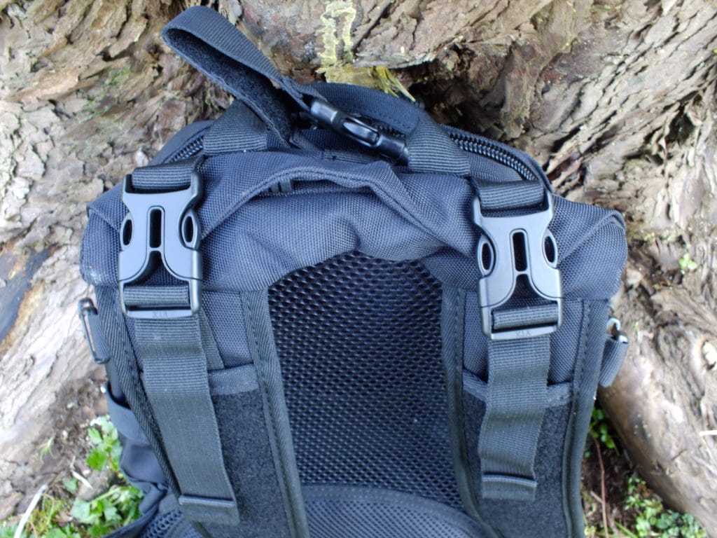 The load-lifting straps of the BP20