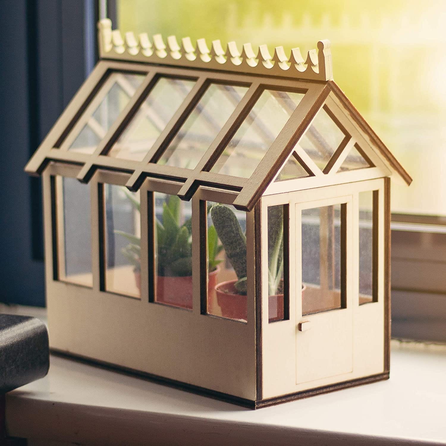 Oliphant Miniature Indoor Greenhouse