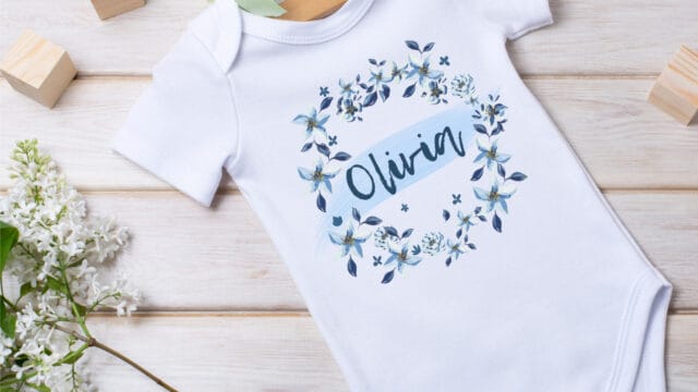 7629-VST_Personalised_New_Born_Baby_Girls_Blue_Flower_Vest_ayedogifts.co.uk__93355