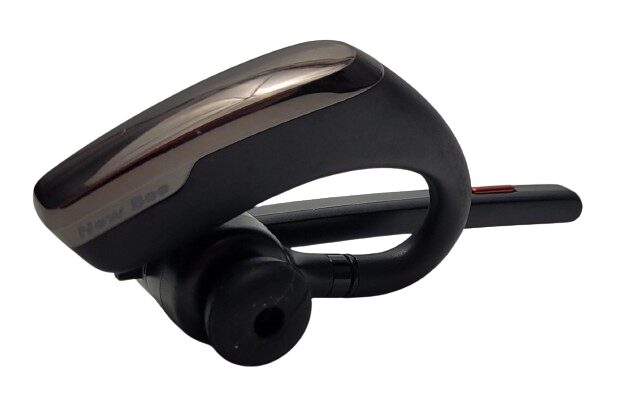 New Bee M51 Headset Image shows another side view of the New Bee M51 Headset.
