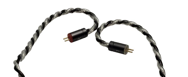 TINHIFI T5S IEM's Image shows the supplied cable, you can see the two pin prongs on each end of the cable.