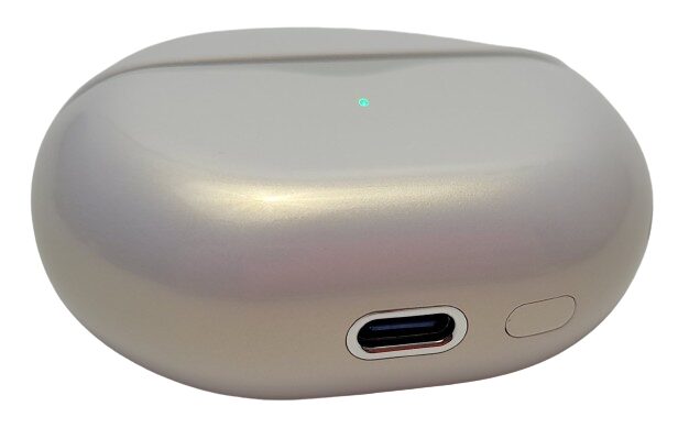 Image shows the USB-C Port of the SoundPEATS Air4 Pro Earbuds.