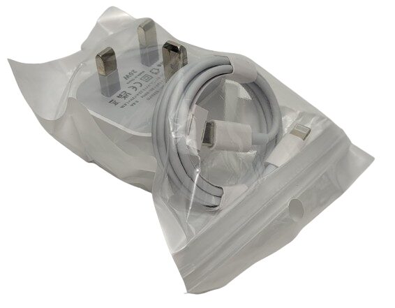 Image shows the outer packet of the Roadiff 20W Fast Charger.